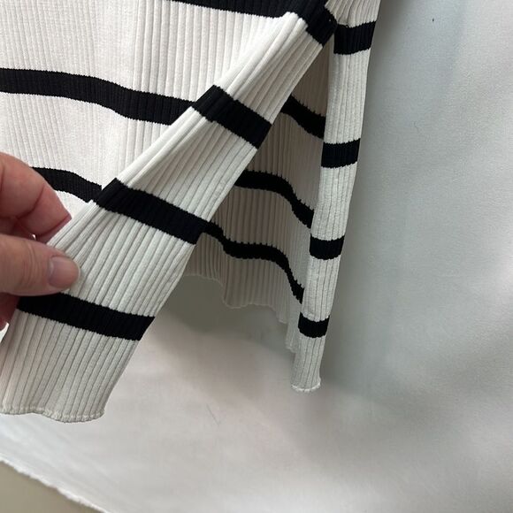 Slate and Willow striped Henley sweater dress white and black size XS - Picture 5 of 10